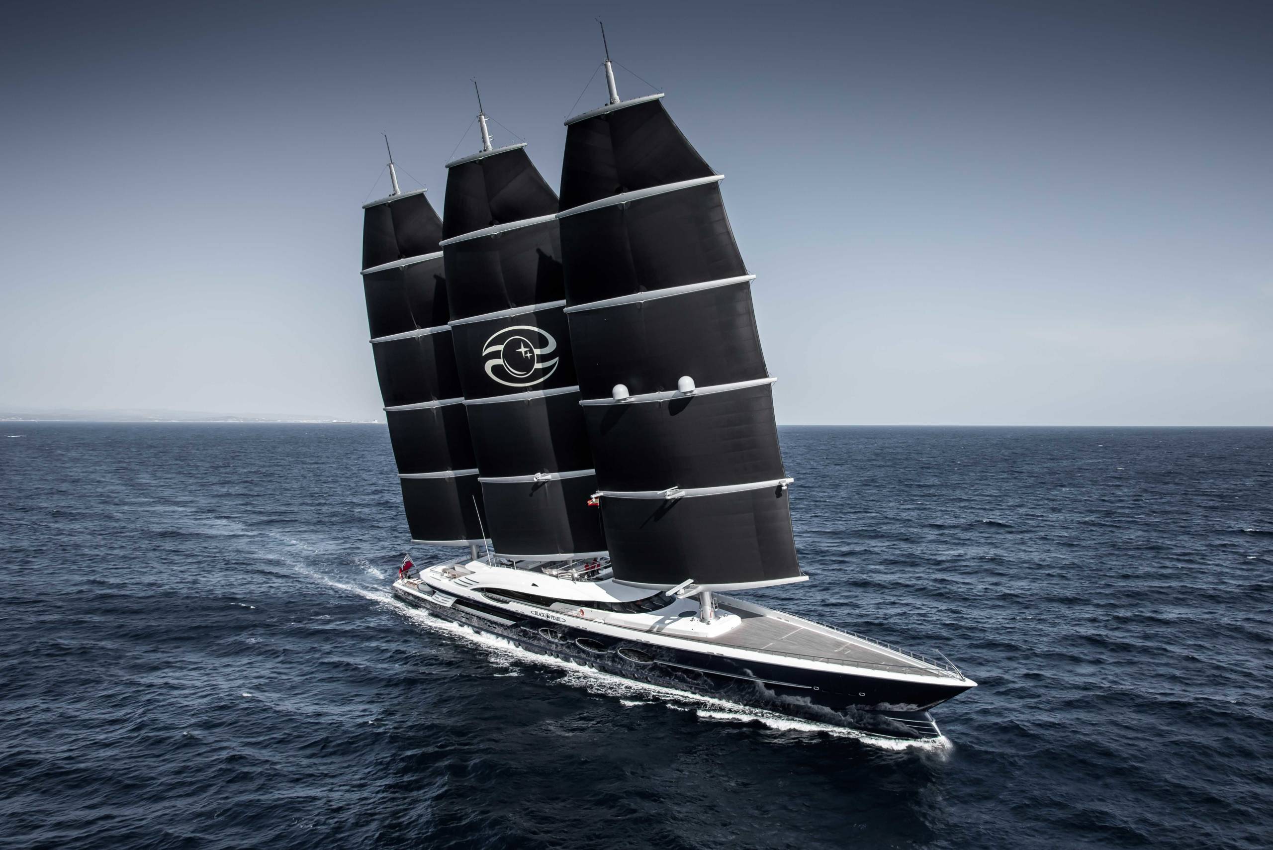 Black Pearl boat Tom Van Oossanen